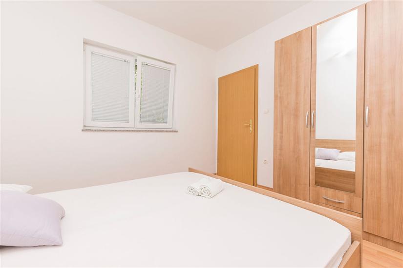 Apartment A2, for 4 persons