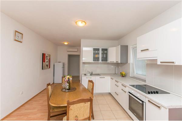 Apartment A2, for 4 persons