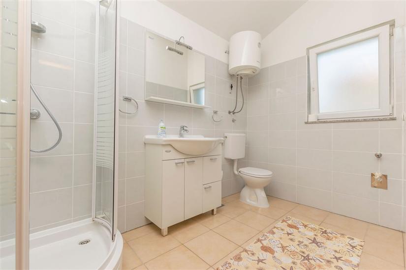 Apartment A3, for 6 persons