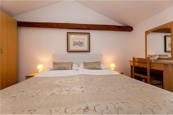 Apartment A1, for 3 persons