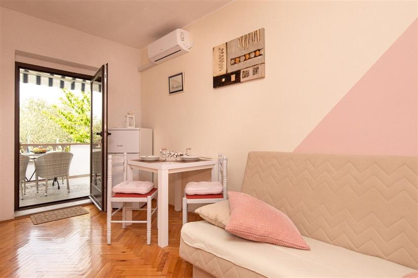 Apartment A1, for 3 persons
