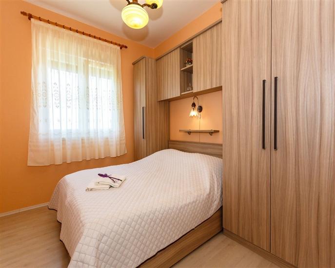 Apartment A2, for 4 persons