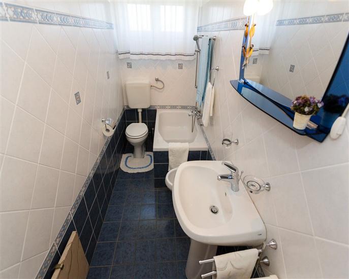 Apartment A2, for 4 persons