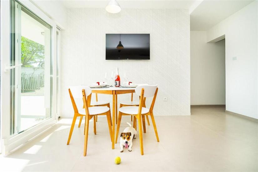 Apartment A1, for 5 persons