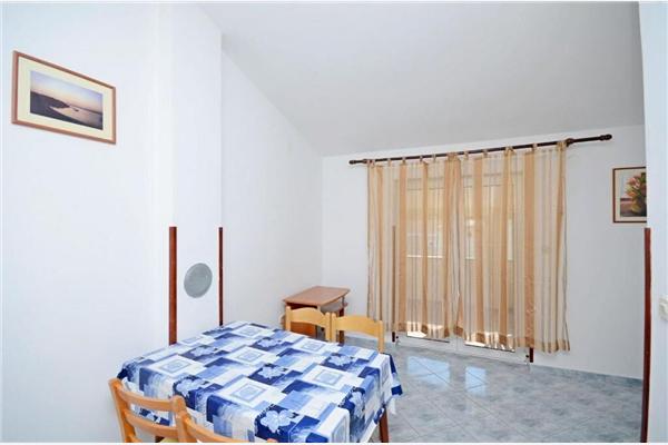 Apartment A2, for 4 persons
