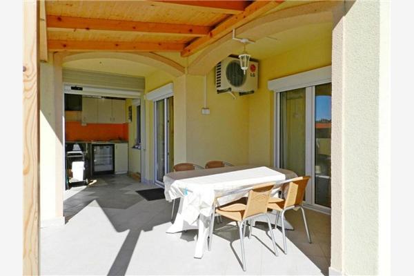 Apartment A1, for 4 persons