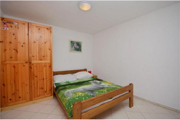 Apartment A1, for 5 persons