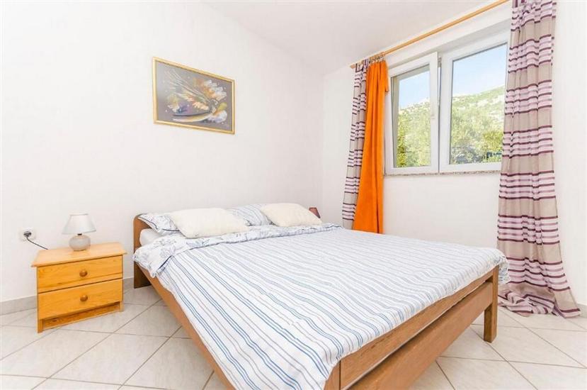 Apartment A2, for 3 persons