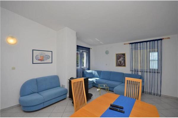 Apartment A2, for 3 persons