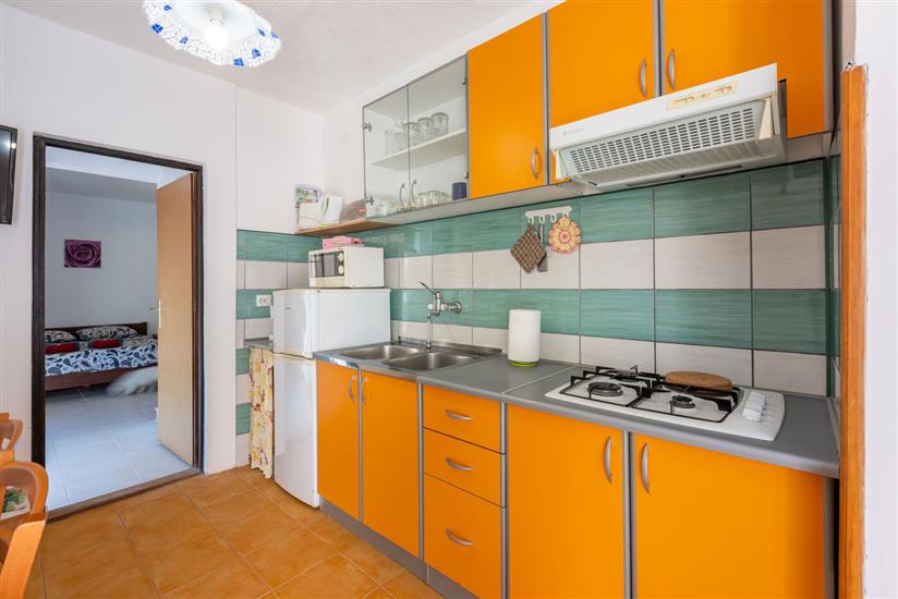 Apartment A1, for 5 persons