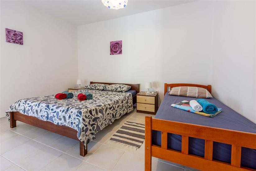 Apartment A1, for 5 persons