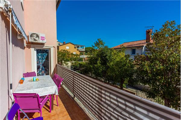 Apartment A1, for 5 persons