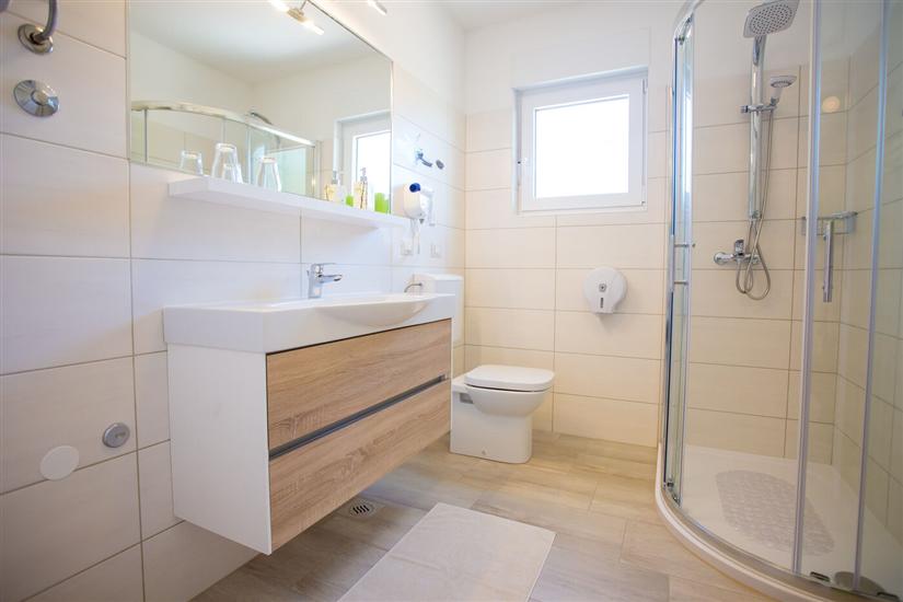 Apartment A1, for 6 persons