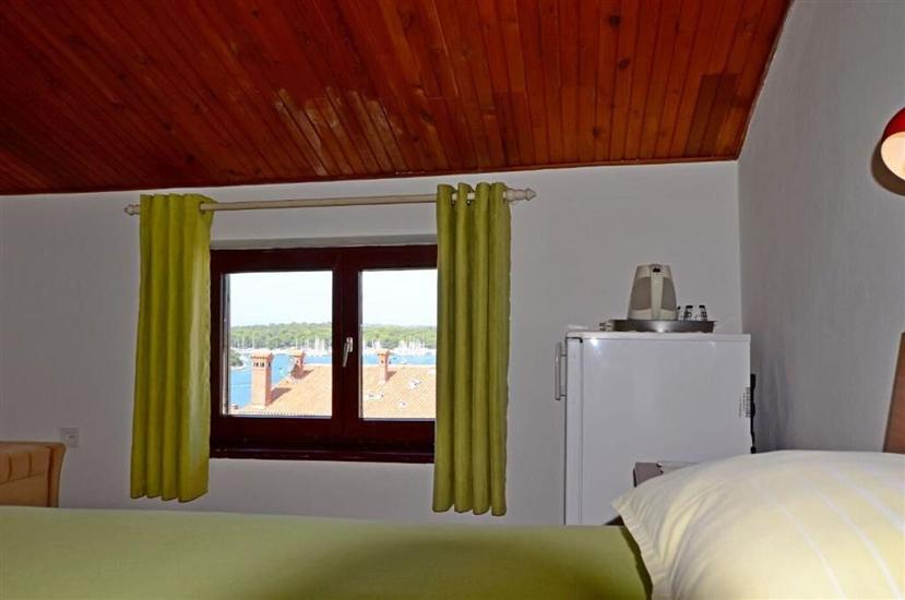 Room S3, for 2 persons