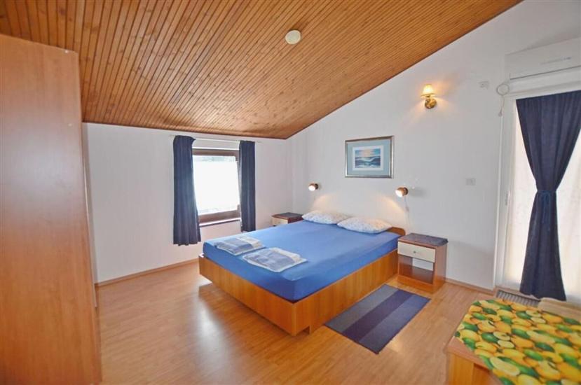 Room S5, for 2 persons