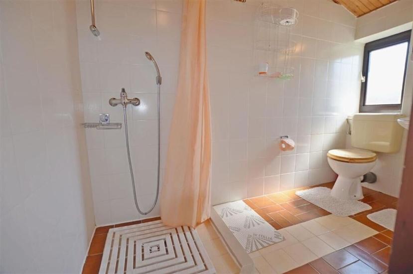 Room S5, for 2 persons