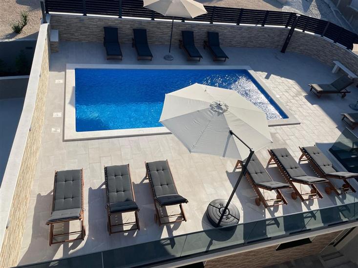 Apartments Villa Milas with pool