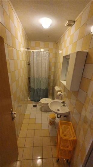 Apartment A2, for 7 persons