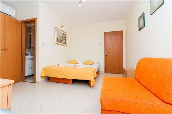 Apartment A1, for 2 persons