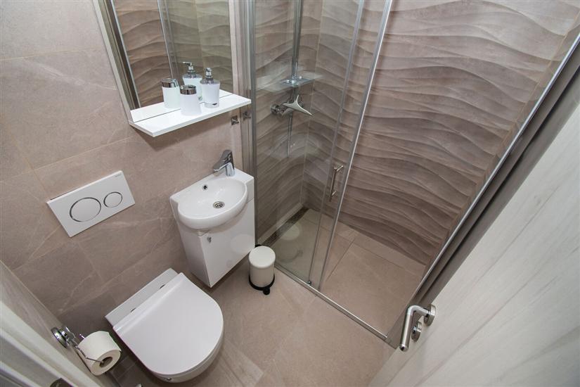 Apartment A2, for 3 persons