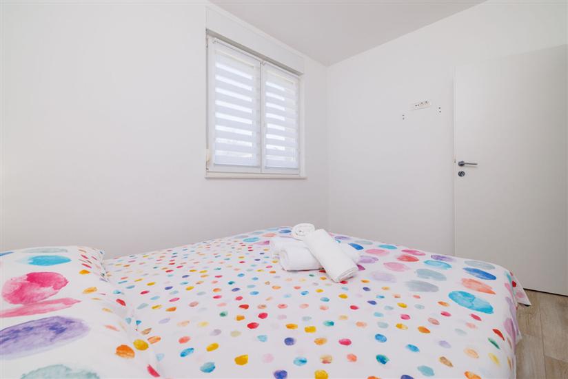 Apartment A1, for 5 persons