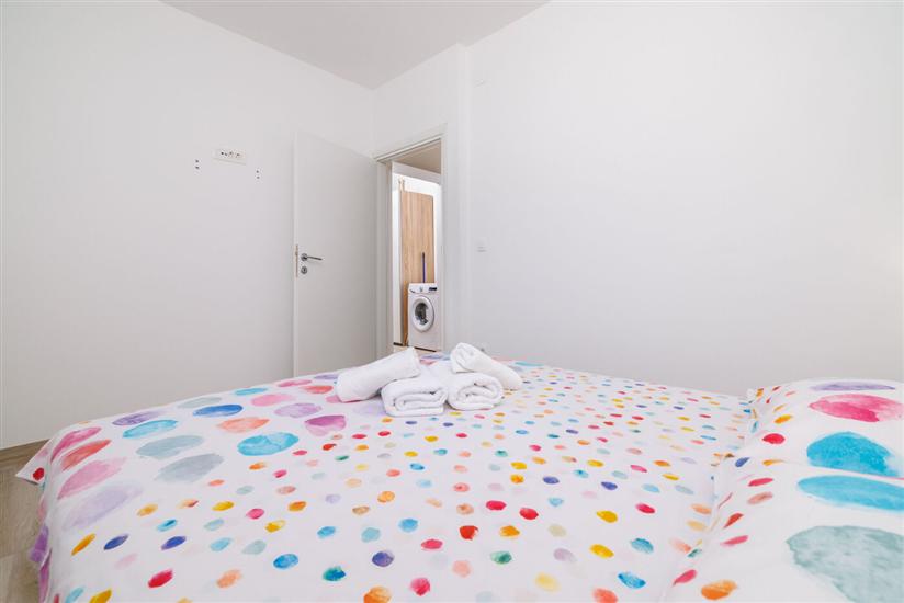 Apartment A1, for 5 persons