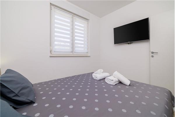 Apartment A1, for 5 persons