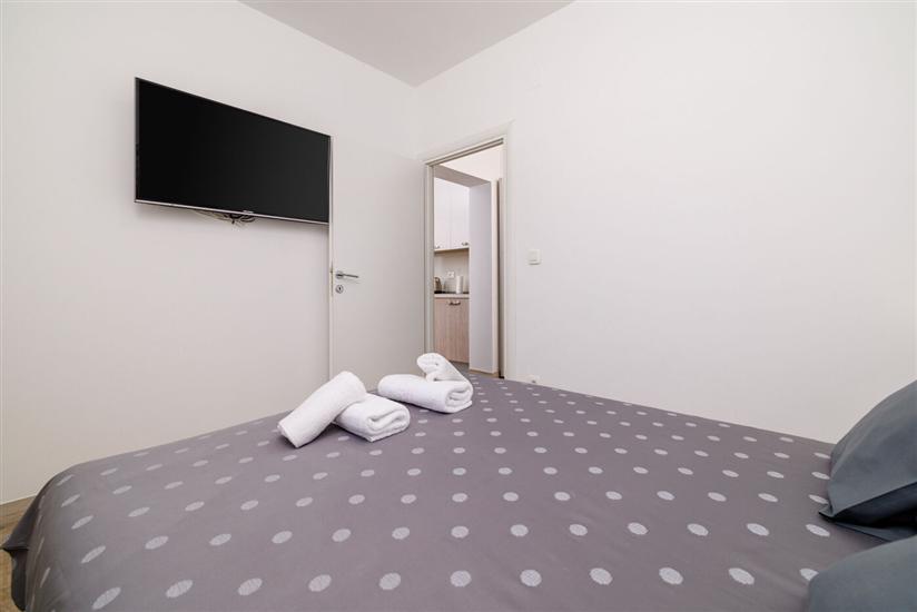 Apartment A1, for 5 persons