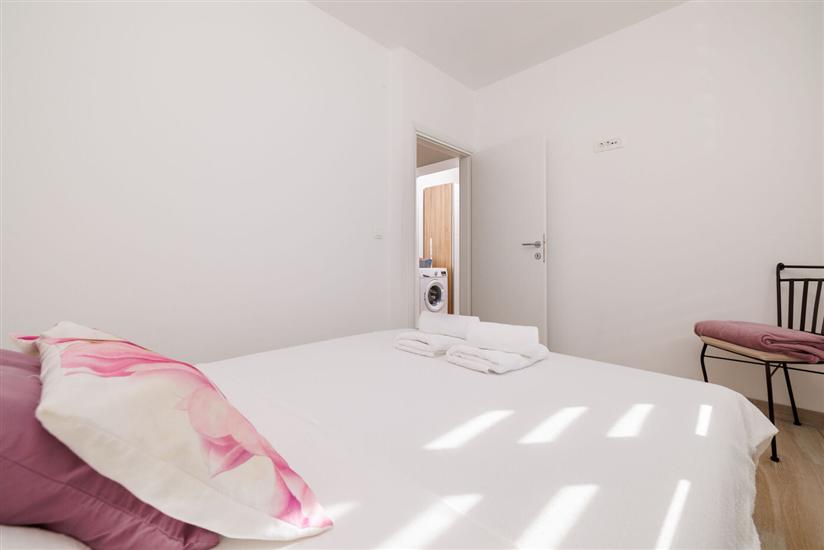 Apartment A2, for 5 persons