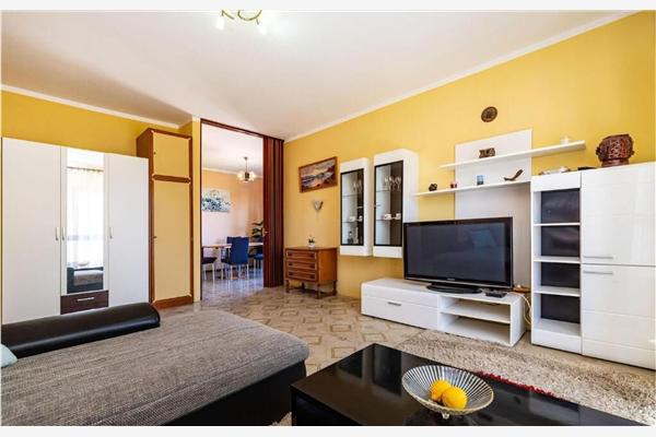 Apartment A1, for 6 persons