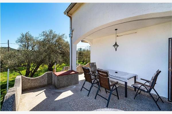 Apartment A1, for 6 persons