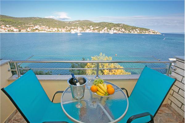 Apartment A2, for 4 persons