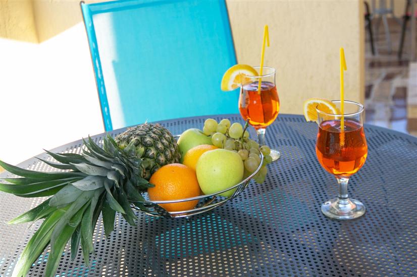 Apartment A3, for 5 persons