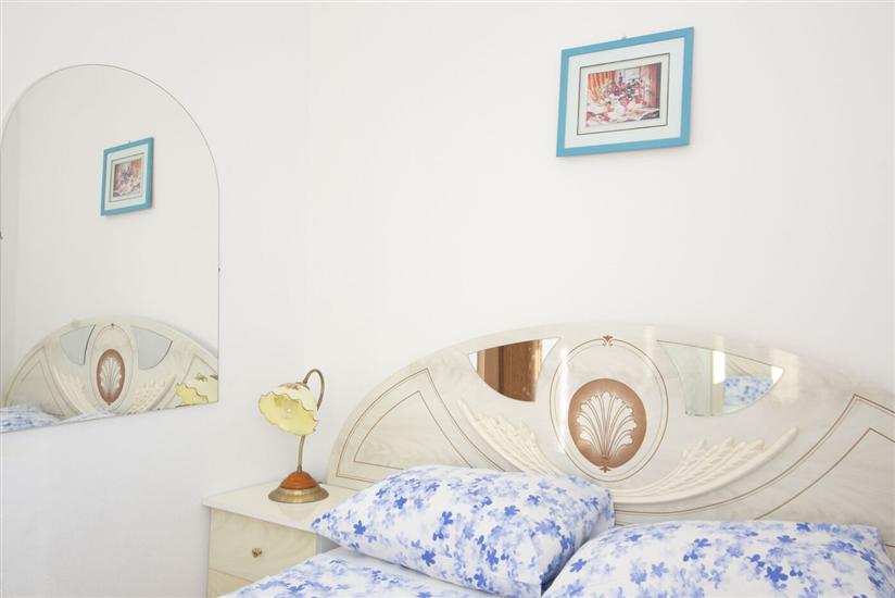 Apartment A3, for 5 persons