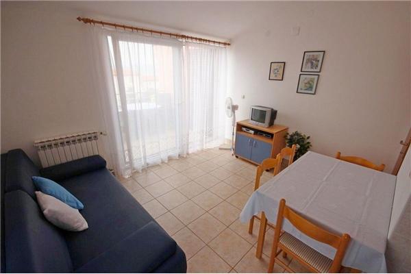 Apartment A4, for 4 persons