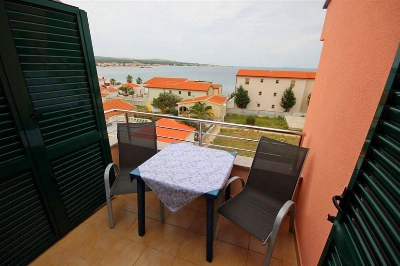 Apartment A4, for 4 persons