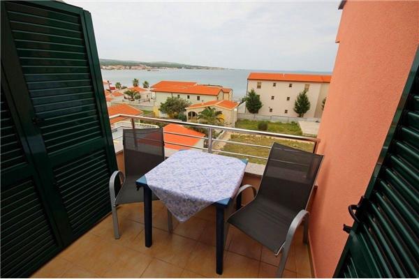 Apartment A4, for 4 persons