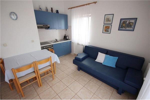 Apartment A4, for 4 persons