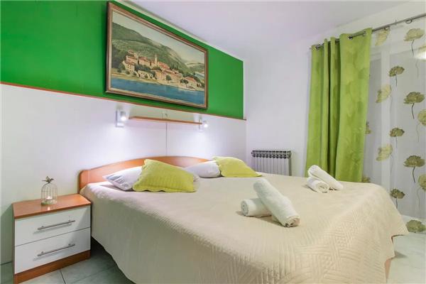 Apartment A6, for 3 persons