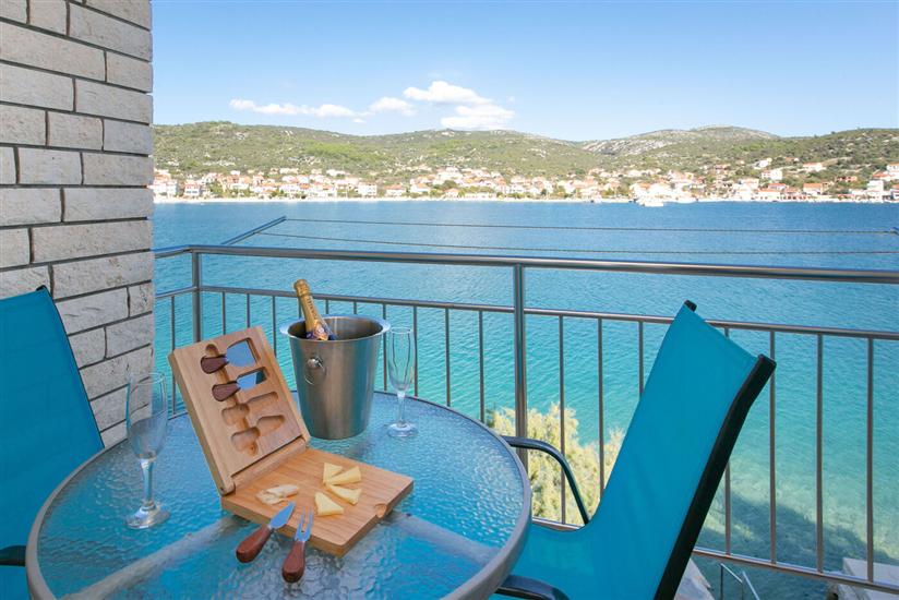 Apartment A5, for 4 persons