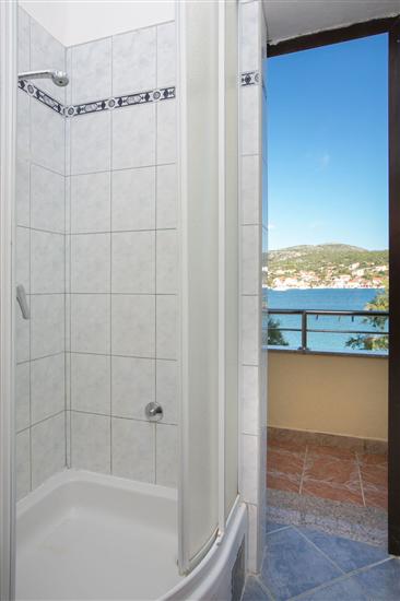 Apartment A4, for 4 persons