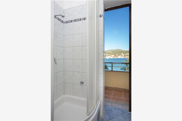 Apartment A4, for 4 persons