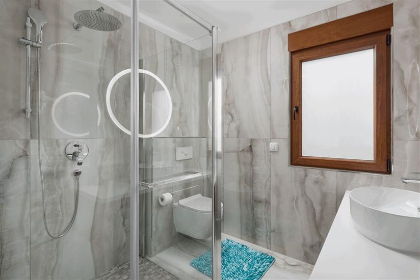 House K1, for 10 persons