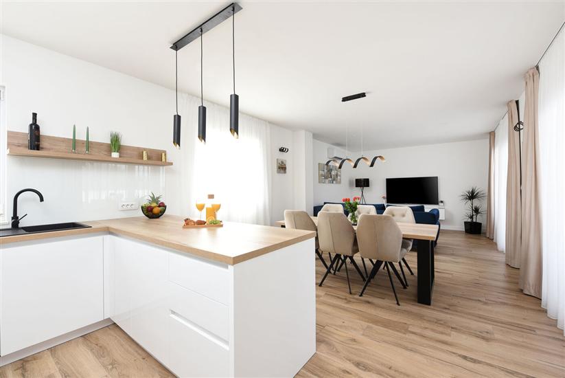 House K1, for 8 persons