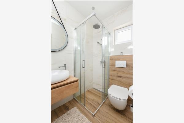 House K1, for 8 persons