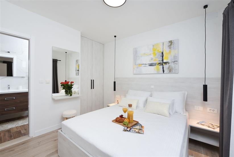 House K1, for 8 persons