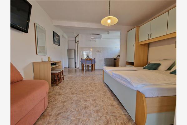 Apartment A1, for 2 persons