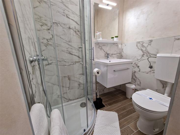 Room S2, for 2 persons