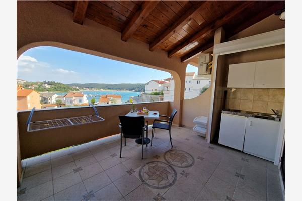 Room S3, for 2 persons