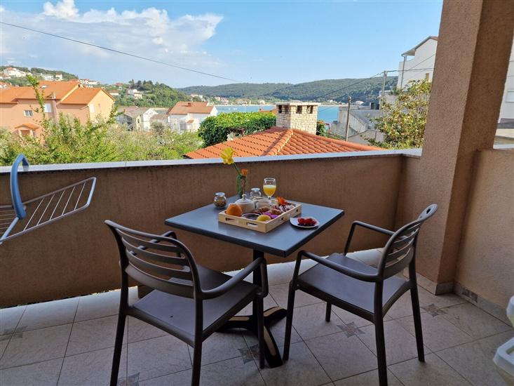 Room S4, for 2 persons